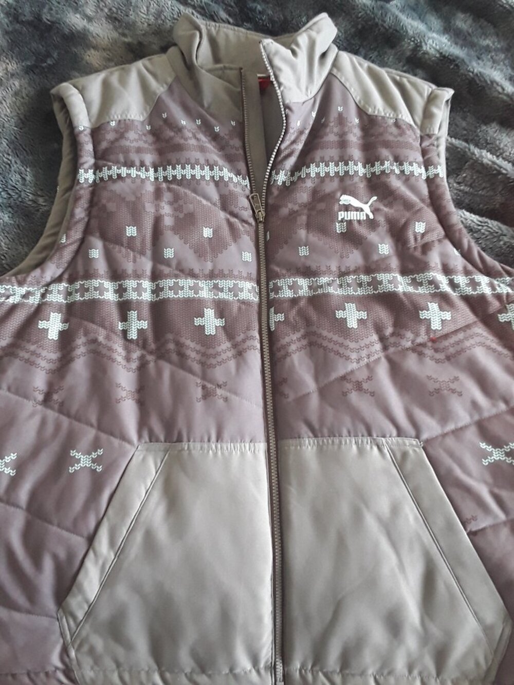 Puma Men’s Padded Vest – Mauvish & Grey – Geometric Pattern – Size XXL